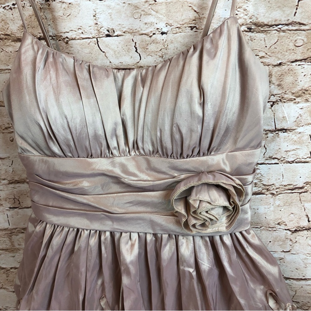 B. Darlin Short Formal Dress 3/4 - Picture 2 of 6